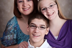 mom-with-middle-school-daughter-and-teen-son